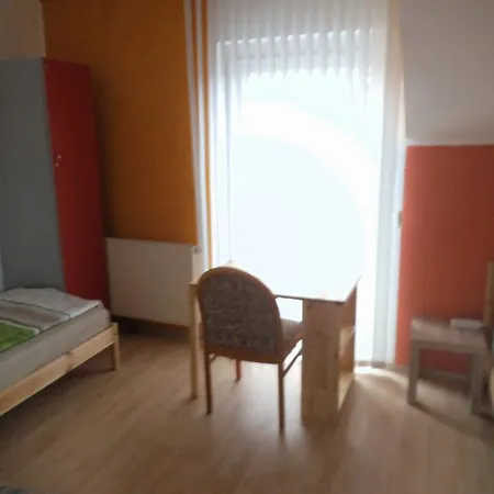 Monteurzimmer Emmerova *