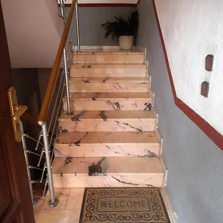 Privatunterkunft Monteurzimmer Emmerova *