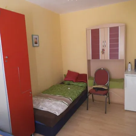 Monteurzimmer Emmerova