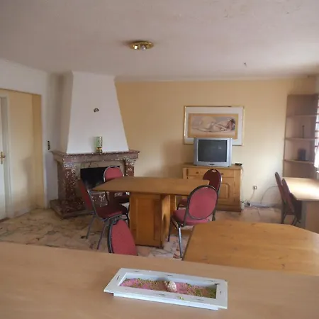 Monteurzimmer Emmerova Wiener Neustadt