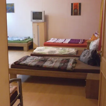 Monteurzimmer Emmerova Wiener Neustadt